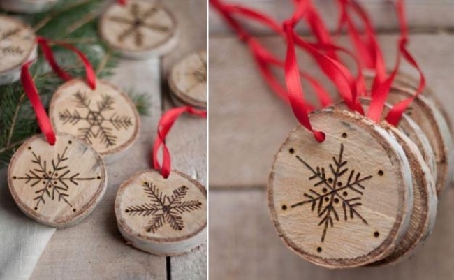 décoration-Noël-sapin-tranches-branches-rubans