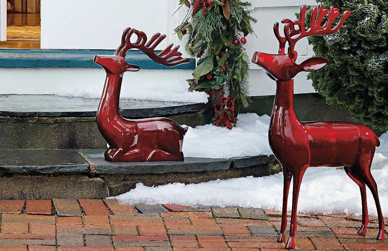 décorations Noël extérieures style traditionnel rennes rouges