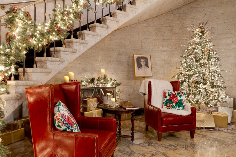 décorations sapin Noël rampe escalier américaine lumières
