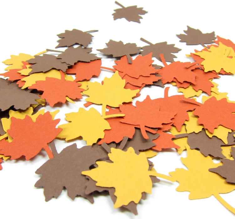 découpage feuilles automne feutrine orange jaune marron
