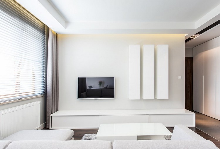 ecran-plat-mural-meuble-colonne-blanc-table-basse-blanche-éclairage-indirect