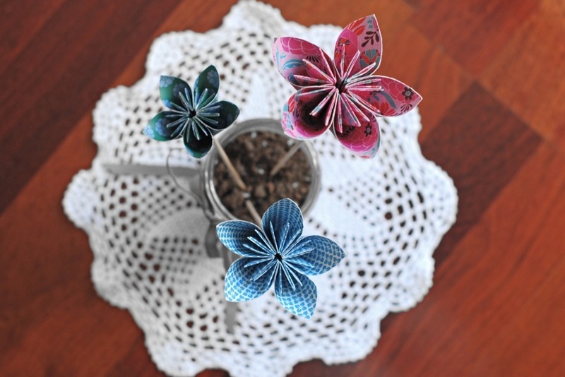 fleurs-en-papier-faciles-fabriquer-origami-facile-joli