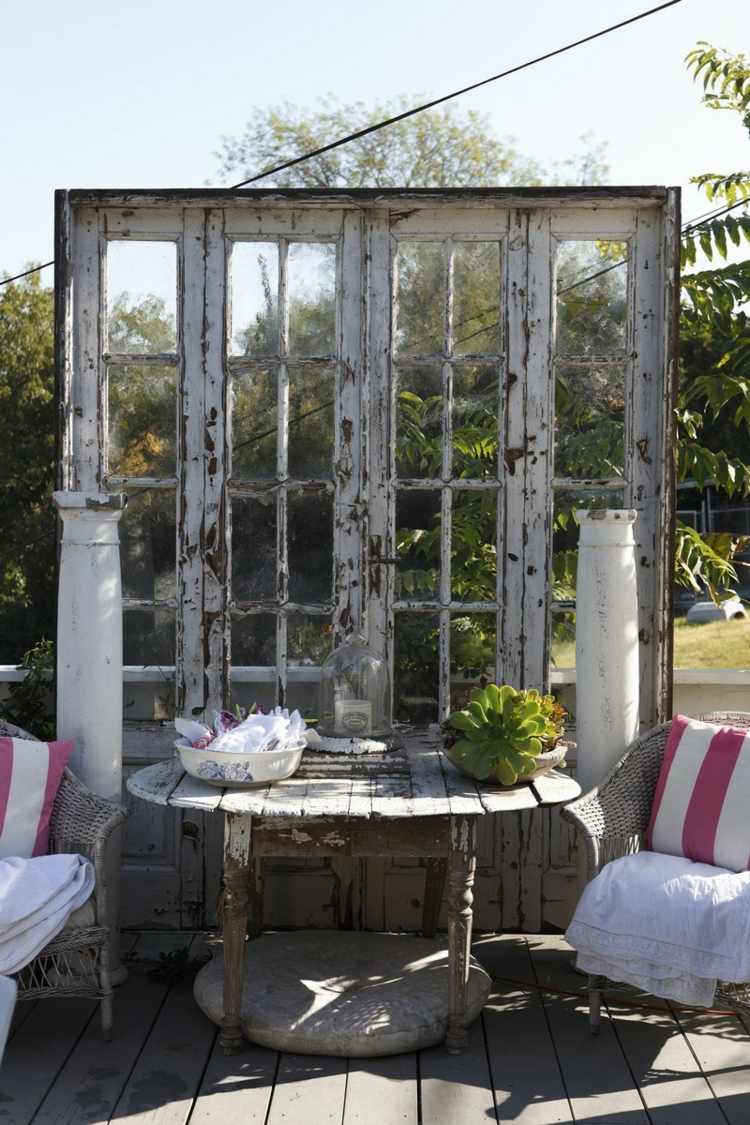 55 idées déco jardin – réutiliser les vieilles portes et fenêtres