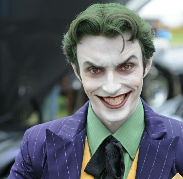 idée maquillage-pour Halloween sinistre homme Joker
