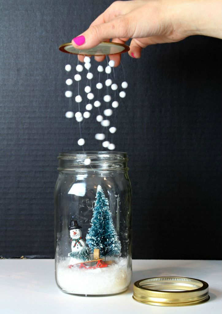 idées-déco-Noël-DIY-bocaux-verre-boule-neige-fabriquer