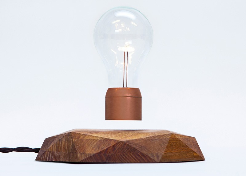 lampe à poser design unique ampoule flottante
