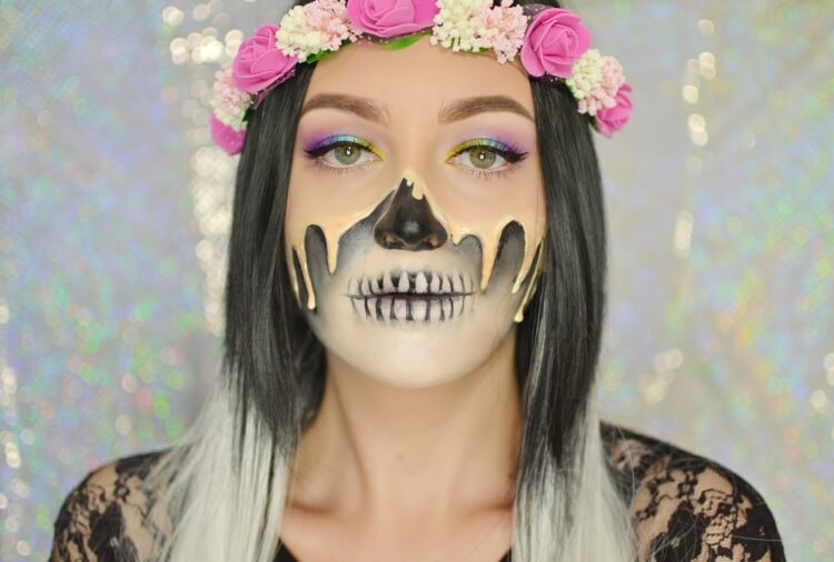 makeup halloween femme visage squelette