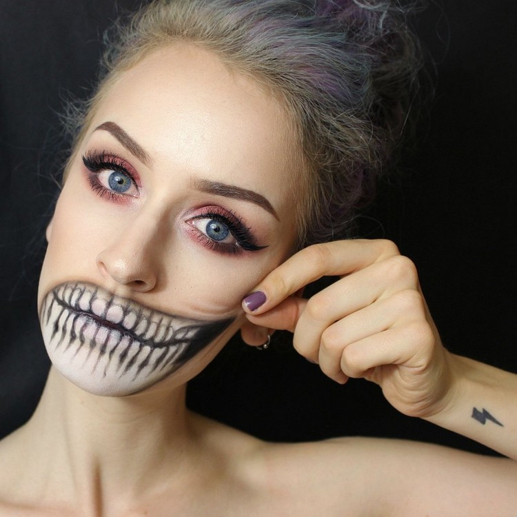 maquillage-halloween-squlette-coiffure-femme-mascara
