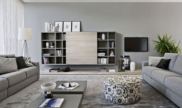 meuble-modulable-salon-bois-étagères-porte-coulissate-étagère-basse-canapés-gris