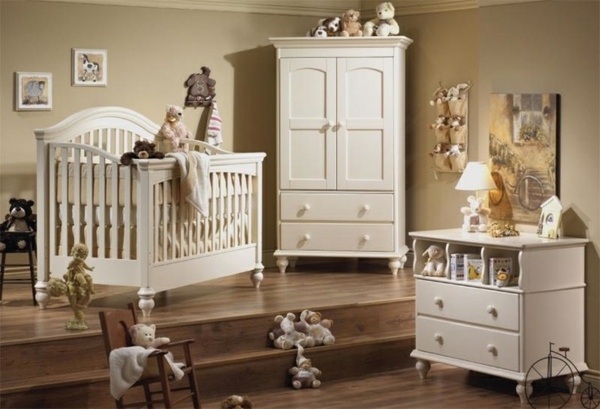 meubles-chambre-bébé-lit-commode-armoire-rangement-chaise