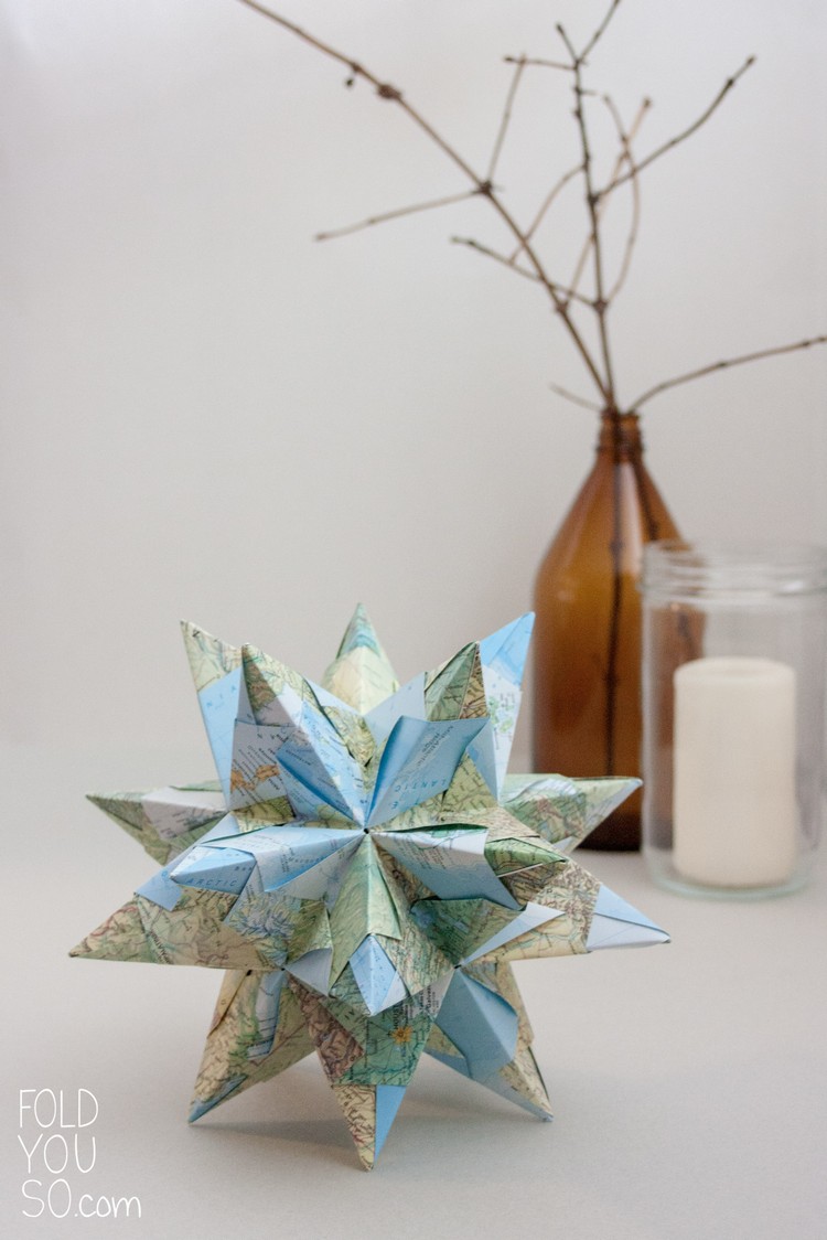 origami Noël -etoile-feuilles-carte-geographique