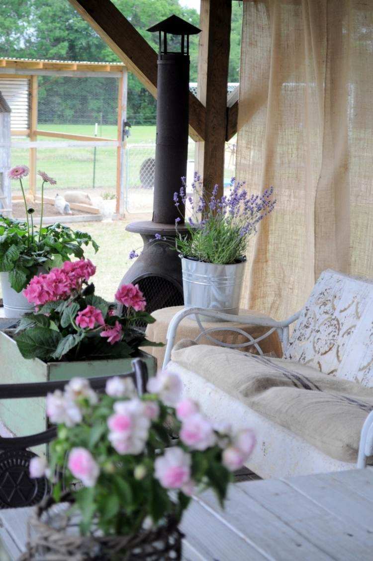 Pergola en bois avec rideaux: 50 idées cools pour le jardin