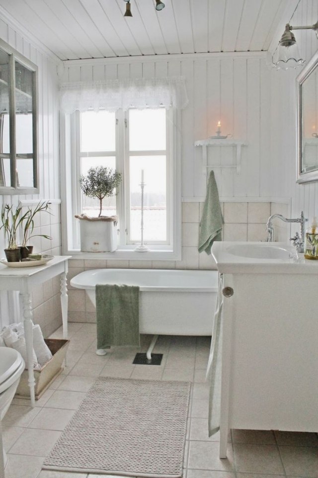 salle de bains blanche style vintage touches scandinaves
