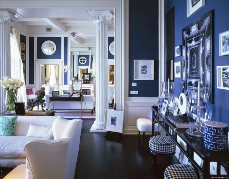 salon-classique-meubles-décoration-intérieur-bleu-marine-blanc