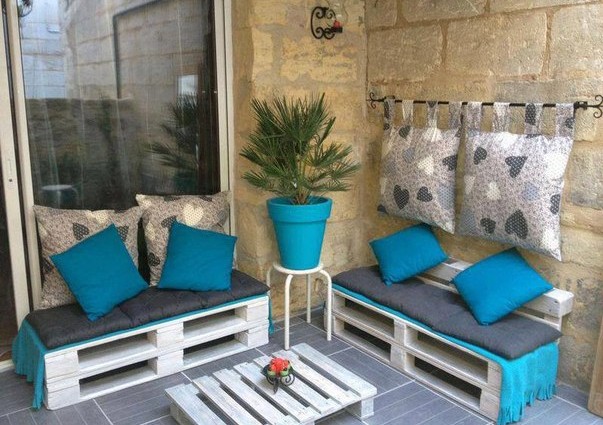 salon-jardin-meubles-palettes-bois-terrasse-balcon