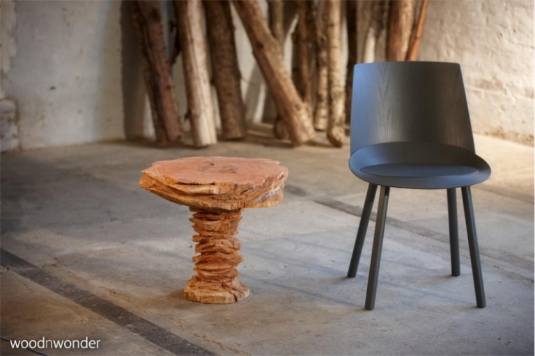 table-appoint-bois-Douglas-massif-design-danois