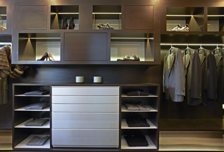 amenagement-dressing-moderne-rangement-chemises-penderie-rangement-chaussures