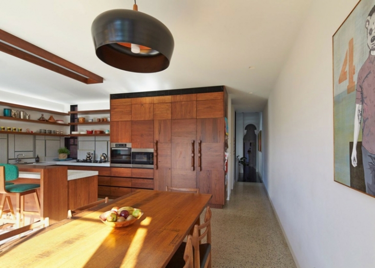 amenagement-interieur-maison-cuisine-table-rectangulaire-bois-chaises
