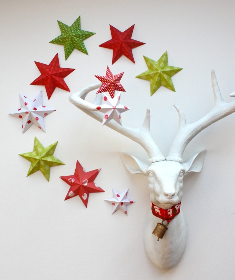 bricolage-Noel-étoiles-3d-papier-plié-blanc-rouge-vert bricolage pour Noël
