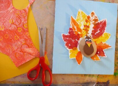 bricolage-automne-enfants-feuilles-automnales-ciseaux
