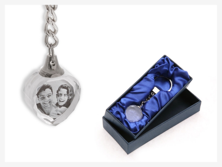 cadeau-personnalisé-romantique-porte-clés-coeur-cristal