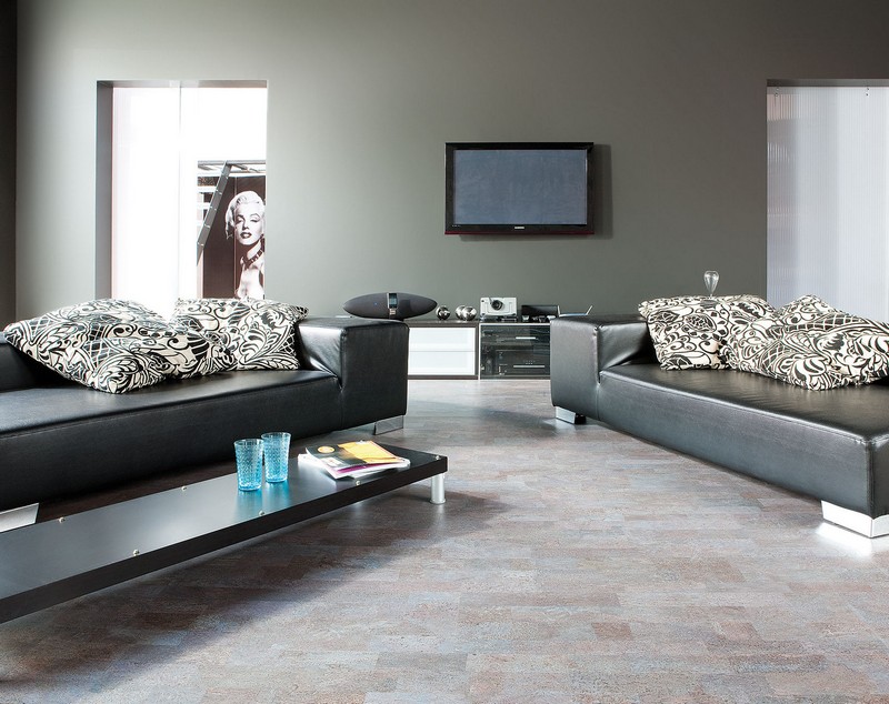 canapés-cuir-noir-revêtement-sol-liège-gris-Real-Cork-floors