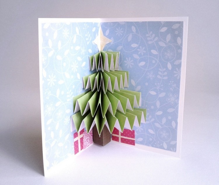 carte-pop-up-Noel-arbre-Noel-3d-bandelettes-papier-vert-étoile-blanche