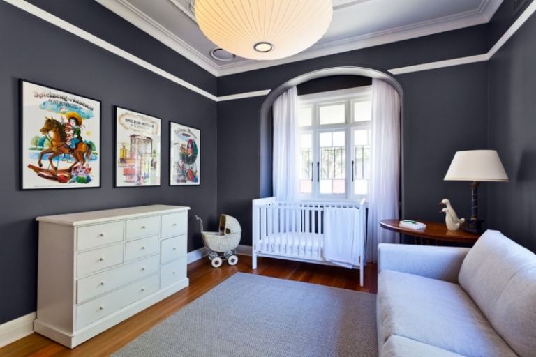chambre-bébé-blanche gris anthracite décorée images vintage
