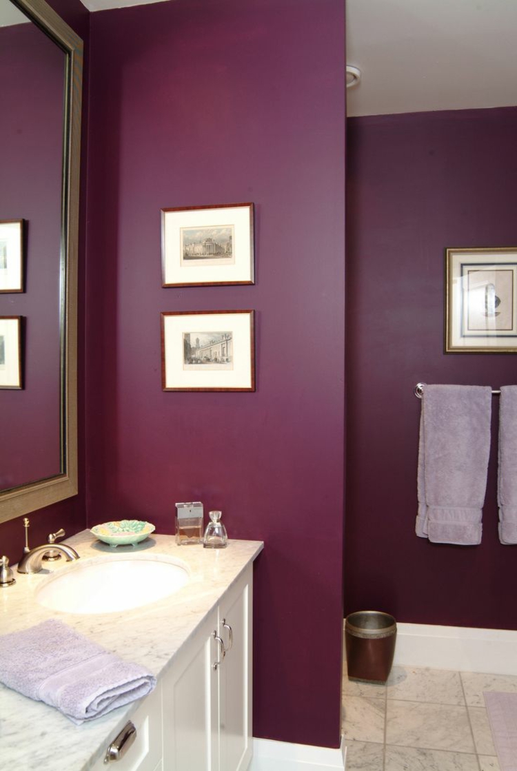 couleur-salle-bains-pourpre-meuble-vasque-blanc-plan-vasque-marbre couleur salle de bains