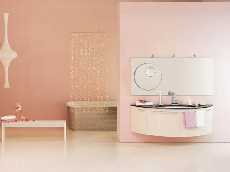 couleur-salle-bains-rose-pastel(meuble-vasque-ovale-miroir-rond-lustre-pampilles