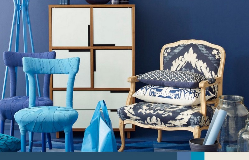 deco-murale-couleur-couleur-bleu-chaise-commode-tapis
