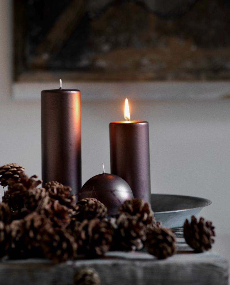 decoration-de-noel-bougies-cones-table