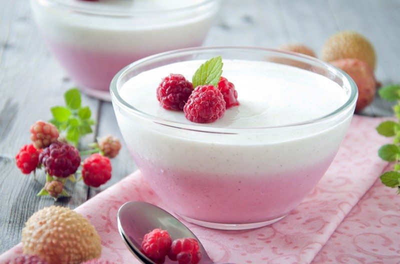 dessert-automne-crème-yaourt-framboises-menthe
