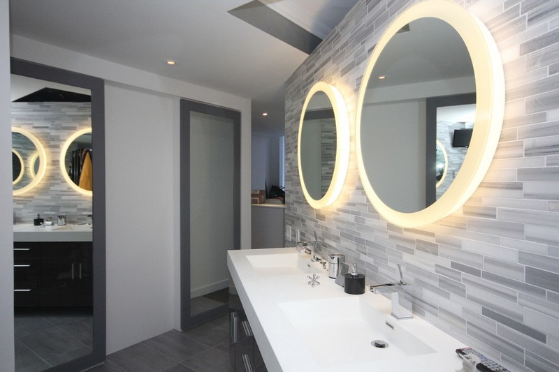 doubles-miroirs salle bain lumineux ronds design italien Antonio Lupi