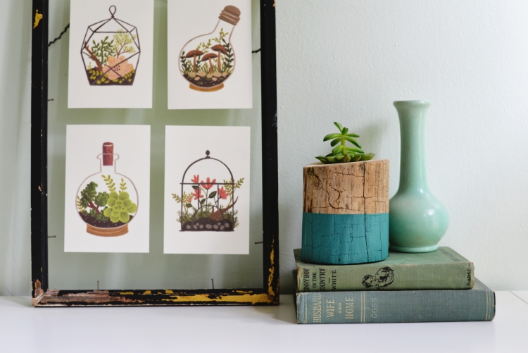 déco-interieur-tableau-cadre-bois-vase-turquoise