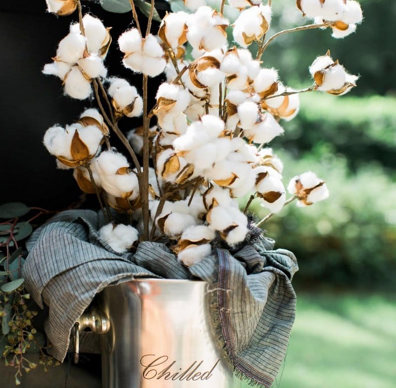décoration-table-automne-gossypium-arangement-vase-métallique décoration table d’automne
