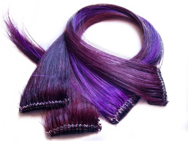 extensions-cheveux-clips-couleur-bleue-artificiel