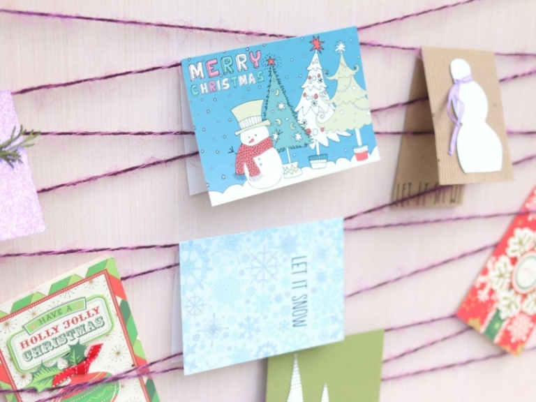 idées décoration Noël cartes vœux accrochées corde