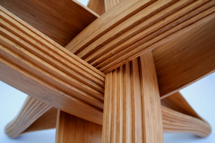 meuble-bambou-design-gros-plan-table-manger-Lock-J-P-Meulendijk