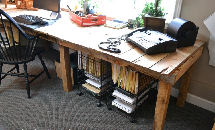 meuble-bureau-fait-maison bois récupération rangement pratique