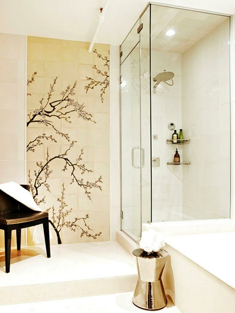 peinture-carrelage-salle-bain-carreaux-beige-clair-motif-branches-fleuries