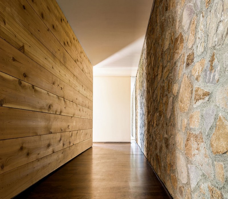 pierre-bois-maison-moderne-intérieur-mur-bois-pierre-naturelle-parquet-stratifié pierre et bois