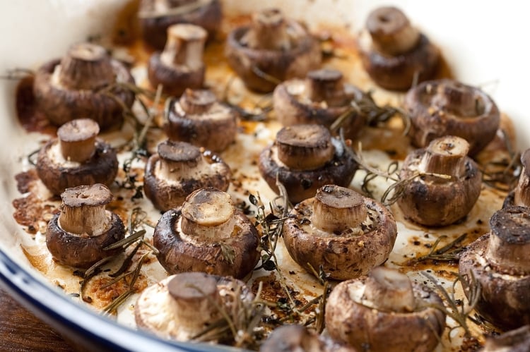 recette-végétarienne automnale rapide champignons four romarin