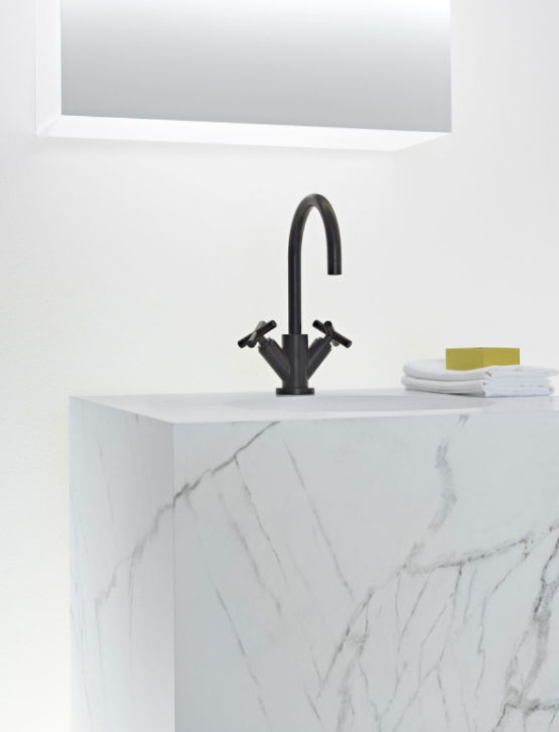 robinet-design-style-minimaliste-mabre-surface-eclairage-interieur
