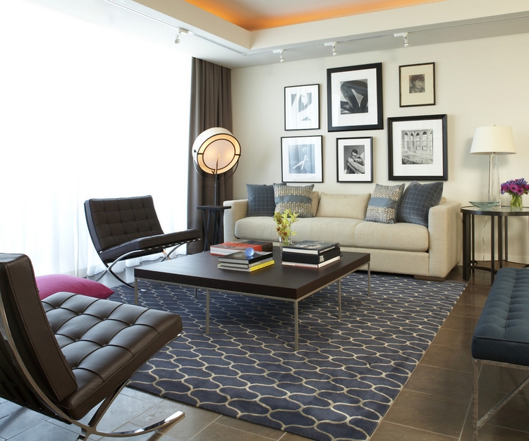 tapis de salon tendance à motif quatrefoil lampadaire meubles design