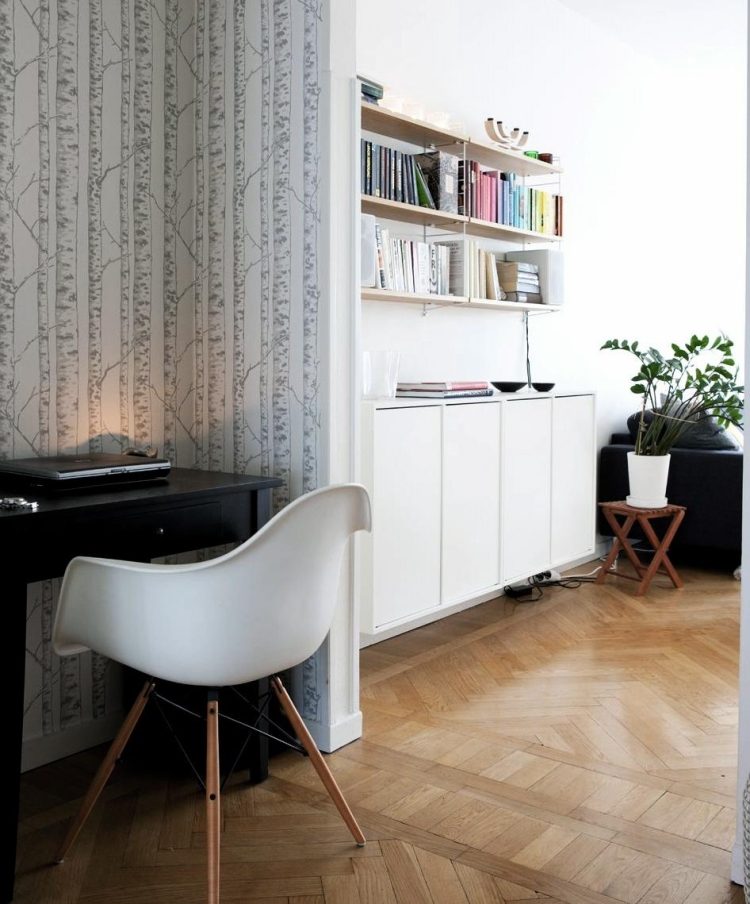 chaise-charles-eames-home-office-déco-murale-papier-peint-arbres