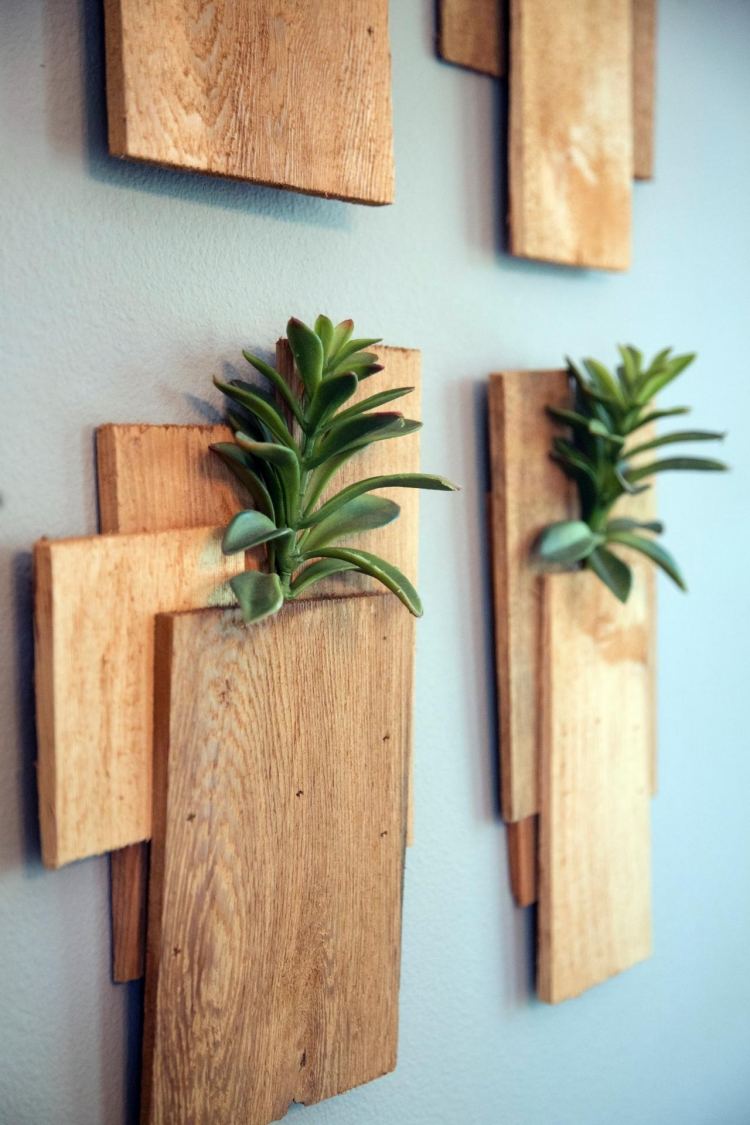 deco-murale-bois-DIY-planchettes-bois-plantes-succulentes déco murale bois