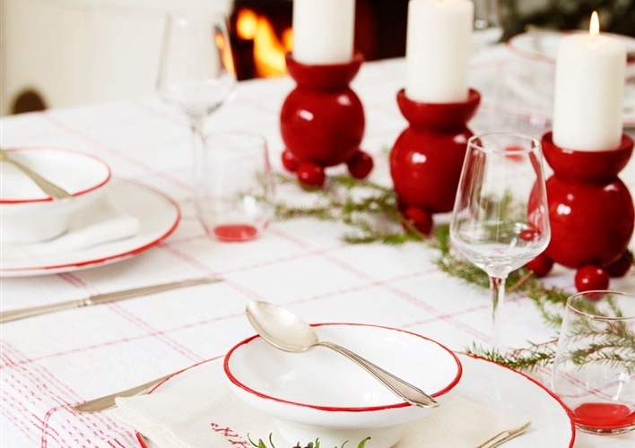 Déco table Noël rouge et blanc -50 idées de déco moderne et traditionnelle