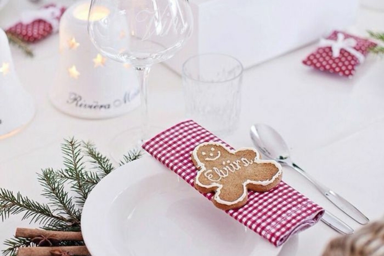 Déco table Noël rouge et blanc -50 idées de déco moderne et traditionnelle
