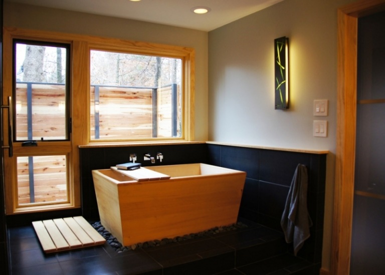 déco-salle-bain-zen-bois-clair-carelage-foncé